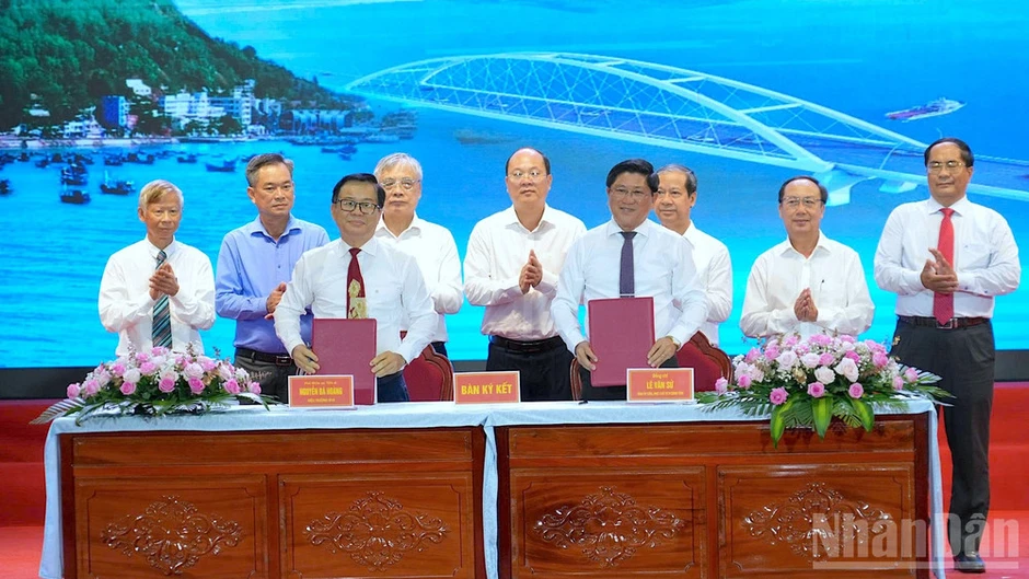 Cà Mau ưu tiên nguồn lực phát triển kinh tế biển Cà Mau ưu tiên nguồn lực phát triển kinh tế biển