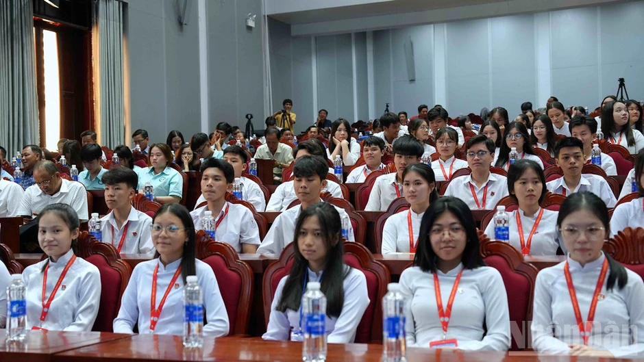 Cà Mau ưu tiên nguồn lực phát triển kinh tế biển Cà Mau ưu tiên nguồn lực phát triển kinh tế biển