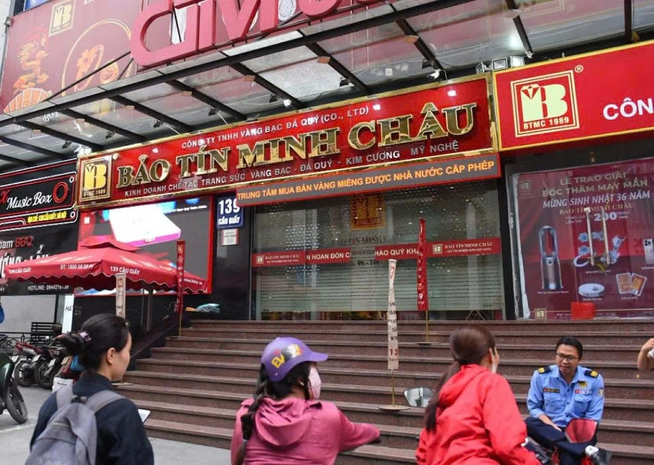 Các cửa hàng Bảo Tín Minh Châu mở cửa trở lại từ 12 giờ hôm nay Các cửa hàng Bảo Tín Minh Châu mở cửa trở lại từ 12 giờ hôm nay