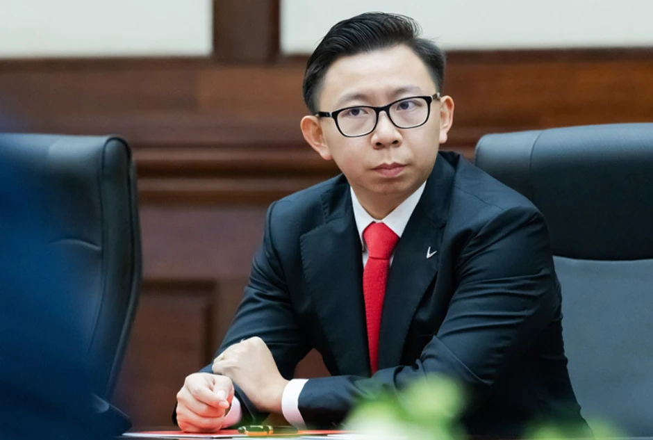 Cách tỷ phú Phạm Nhật Vượng chuẩn bị người kế nghiệp khác gì các tập đoàn khác? Cách tỷ phú Phạm Nhật Vượng chuẩn bị người kế nghiệp khác gì các tập đoàn khác?
