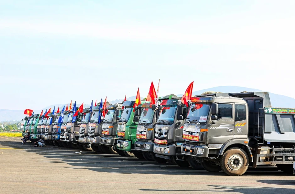 Cam kết cấp nhiên liệu theo nhu cầu cho đơn vị thi công dự án sân bay Liên Khương