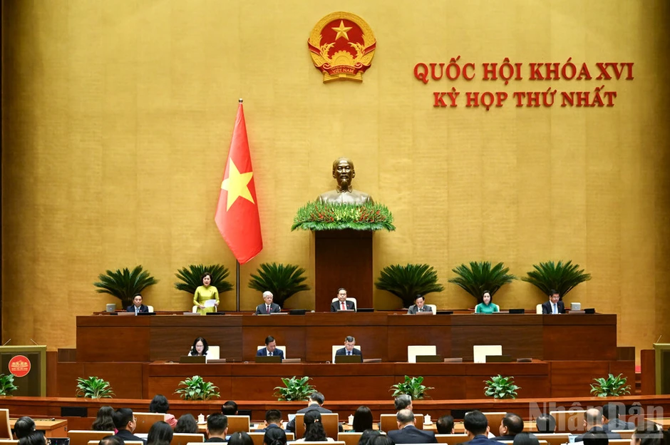Cần giải pháp "hạ nhiệt" mặt bằng giá bất động sản đang "leo thang" bất hợp lý Cần giải pháp "hạ nhiệt" mặt bằng giá bất động sản đang "leo thang" bất hợp lý