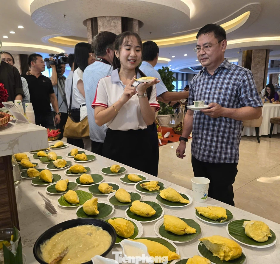 Cần Thơ 'đãi tiệc' buffet sầu riêng cả tuần Cần Thơ 'đãi tiệc' buffet sầu riêng cả tuần
