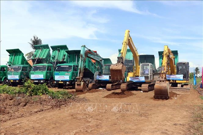 Cần Thơ: Đồng loạt khởi công 2 dự án điện gió lớn Cần Thơ: Đồng loạt khởi công 2 dự án điện gió lớn