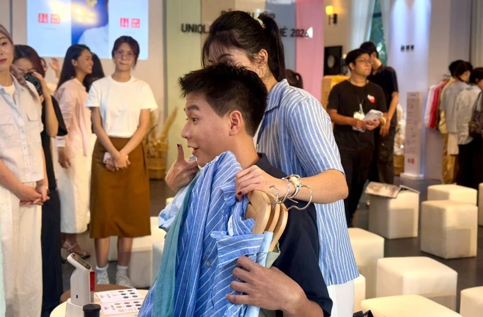 Cánh mày râu 'chốt đơn' bùng nổ, chi ngàn tỉ mua quần áo online Cánh mày râu 'chốt đơn' bùng nổ, chi ngàn tỉ mua quần áo online