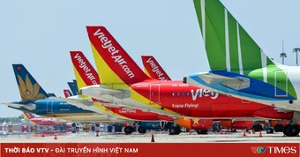 Cao điểm hè: Giá vé máy bay giảm sâu