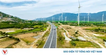 Cao tốc 2 làn xe trước áp lực quá tải, Bộ Xây dựng đề xuất 500.000 tỷ mở rộng ngay
