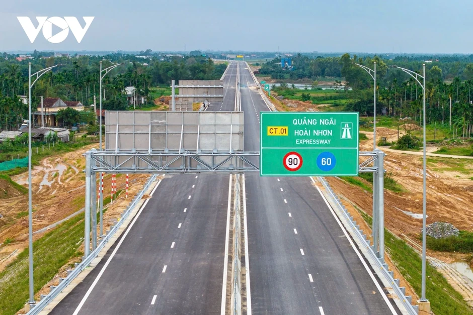 Cao tốc từ Quảng Ngãi đến Đắk Lắk vẫn “bất động” sau chỉ đạo của Thủ tướng Cao tốc từ Quảng Ngãi đến Đắk Lắk vẫn “bất động” sau chỉ đạo của Thủ tướng