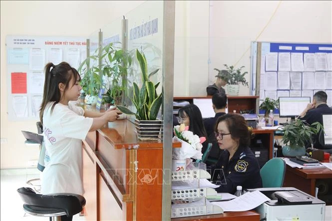 Cắt giảm hàng loạt thủ tục trong 8 lĩnh vực quản lý của Bộ Công Thương Cắt giảm hàng loạt thủ tục trong 8 lĩnh vực quản lý của Bộ Công Thương