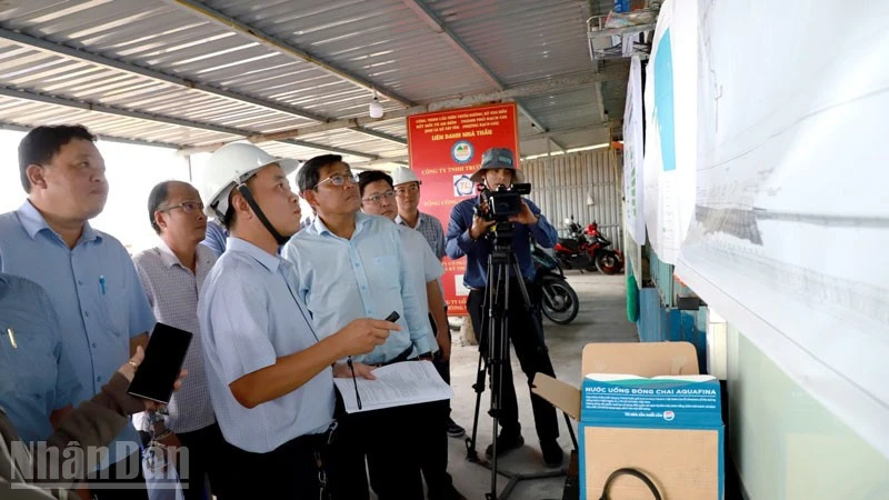 Chấm dứt hợp đồng đối với một nhà thầu thi công cầu vượt biển An Biên-Rạch Giá Chấm dứt hợp đồng đối với một nhà thầu thi công cầu vượt biển An Biên-Rạch Giá