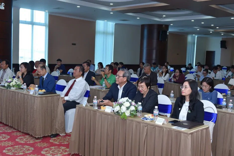 Chậm thực hiện ESG, doanh nghiệp có thể mất đơn hàng Chậm thực hiện ESG, doanh nghiệp có thể mất đơn hàng