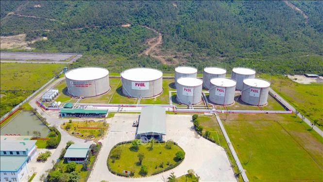 Chạy nước rút cho xăng E10, doanh nghiệp hoàn tất chuẩn bị hạ tầng và nguồn cung