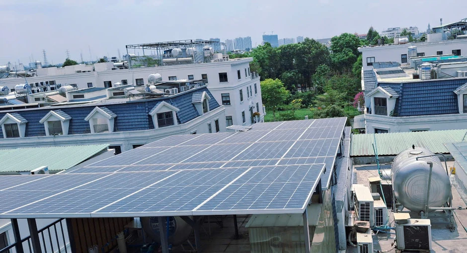Chi gần 100 triệu lắp điện mặt trời mái nhà, gia đình ở Quảng Ninh giảm mạnh tiền điện Chi gần 100 triệu lắp điện mặt trời mái nhà, gia đình ở Quảng Ninh giảm mạnh tiền điện