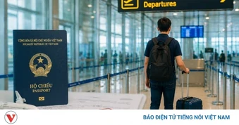 Chỉ khi ra sân bay mới biết bị nợ thuế: Lỗ hổng cảnh báo hay người dân chủ quan?