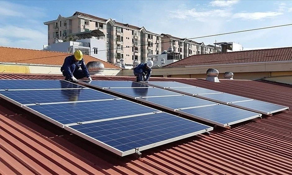 Chi ngân sách hỗ trợ lắp điện mặt trời mái nhà: Coi chừng dàn trải Chi ngân sách hỗ trợ lắp điện mặt trời mái nhà: Coi chừng dàn trải