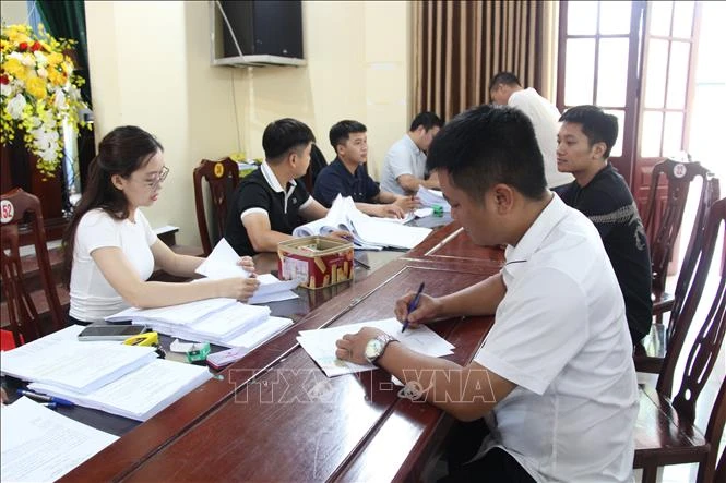 Chi trả hơn 1.118 tỷ đồng bồi thường đợt 1 phục vụ xây dựng sân bay Gia Bình Chi trả hơn 1.118 tỷ đồng bồi thường đợt 1 phục vụ xây dựng sân bay Gia Bình