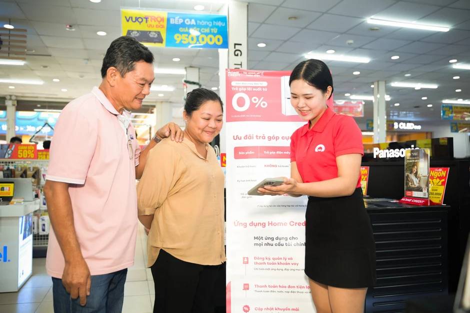 Chiến dịch Tết 2026 của Home Credit: Những mảnh ghép nhỏ "góp" nên niềm vui lớn Chiến dịch Tết 2026 của Home Credit: Những mảnh ghép nhỏ "góp" nên niềm vui lớn