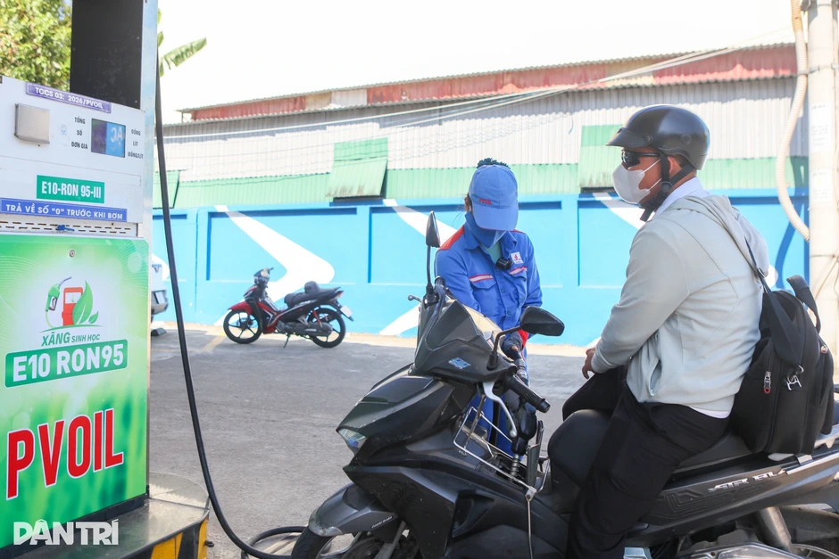Chiết khấu thấp, cửa hàng xăng dầu lo lỗ vốn Chiết khấu thấp, cửa hàng xăng dầu lo lỗ vốn