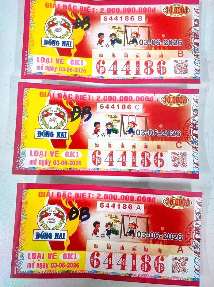 Chiều 4-6, lộ diện nhiều người trúng 3 giải độc đắc xổ số miền Nam Chiều 4-6, lộ diện nhiều người trúng 3 giải độc đắc xổ số miền Nam
