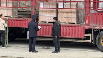 Chính phủ gỡ khó cho doanh nghiệp, kéo dài tạm ngưng Nghị định 46 để chờ luật mới