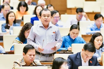 Chính phủ ủng hộ phát triển điện hạt nhân, Đại biểu Quốc hội nói gì?