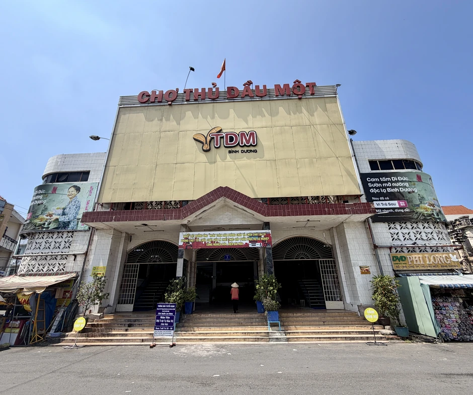 Chợ lớn nhất Bình Dương cũ vắng khách: Bất ngờ lý do tiểu thương bỏ tiền mở sạp Chợ lớn nhất Bình Dương cũ vắng khách: Bất ngờ lý do tiểu thương bỏ tiền mở sạp