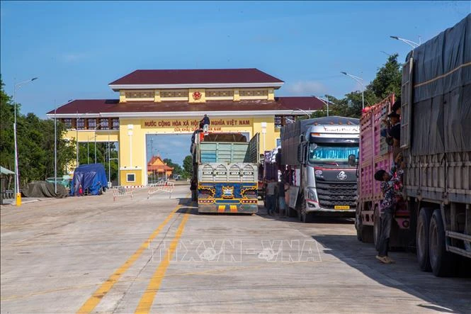 Chống buôn lậu trên tuyến biên giới Tây Ninh Chống buôn lậu trên tuyến biên giới Tây Ninh