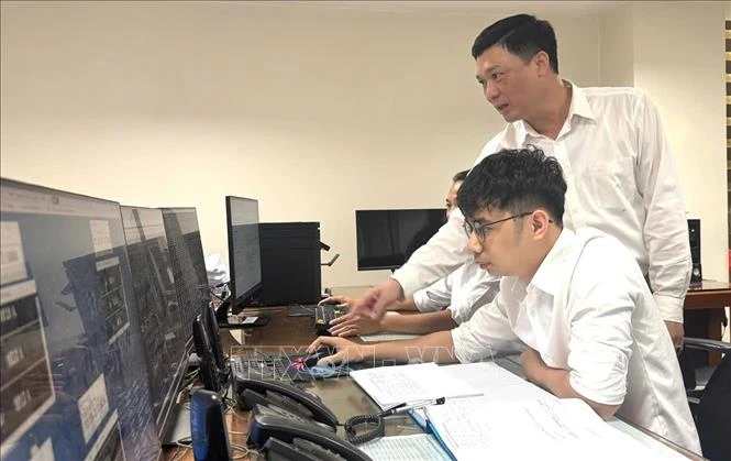 Chủ động loại bỏ nguy cơ giữ an toàn về điện mùa mưa bão