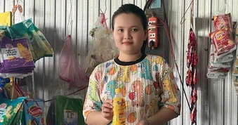 Chủ quán bất ngờ trúng 50 triệu đồng năm ngoái, hè này cả xóm nhỏ miền Tây háo hức 'xé nhãn nhập mã'