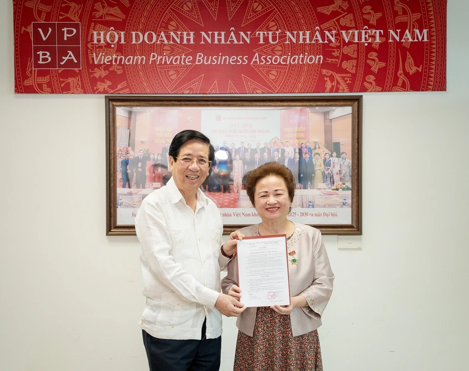 Chủ tịch BRG được giao giữ chức Quyền Chủ tịch Hội Doanh nhân Tư nhân Việt Nam Chủ tịch BRG được giao giữ chức Quyền Chủ tịch Hội Doanh nhân Tư nhân Việt Nam