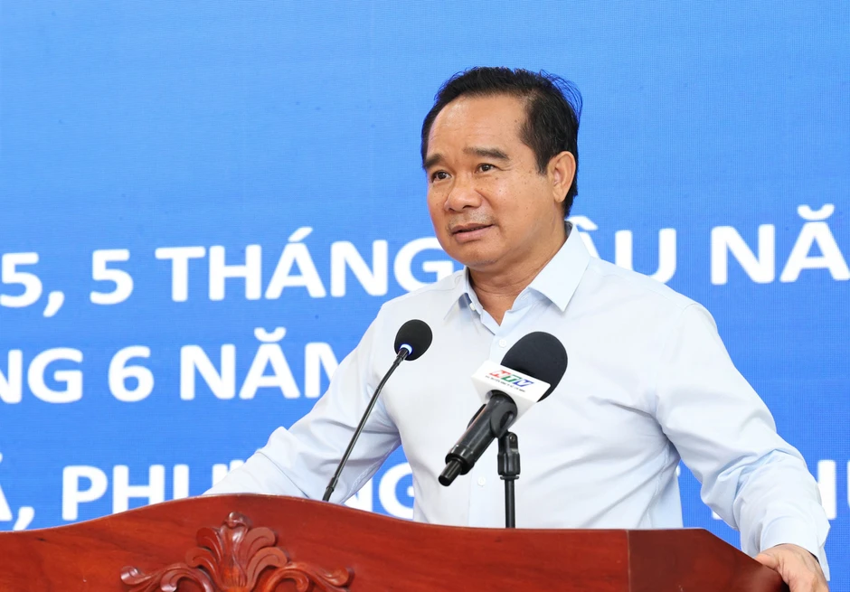 Chủ tịch TPHCM nói về 'mức báo động đỏ' trong giải ngân đầu tư công Chủ tịch TPHCM nói về 'mức báo động đỏ' trong giải ngân đầu tư công