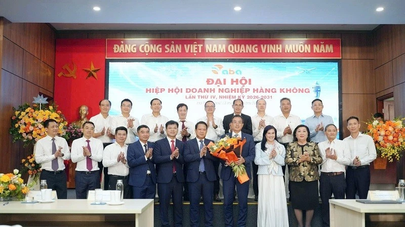 Chủ tịch Vietnam Airlines được bầu làm Chủ tịch Hiệp hội Doanh nghiệp hàng không