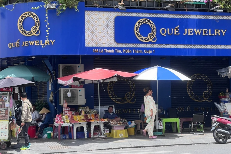 Chưa từng có: Hơn 30 doanh nghiệp vàng, kim cương ở TPHCM đóng cửa Chưa từng có: Hơn 30 doanh nghiệp vàng, kim cương ở TPHCM đóng cửa