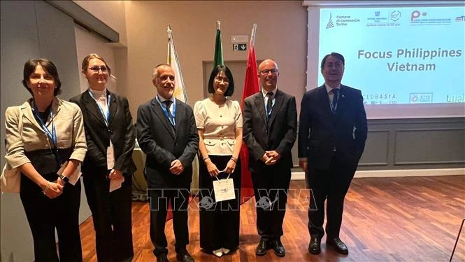 Cơ hội kết nối giữa Việt Nam với cộng đồng doanh nghiệp vùng Piemonte (Italy) Cơ hội kết nối giữa Việt Nam với cộng đồng doanh nghiệp vùng Piemonte (Italy)