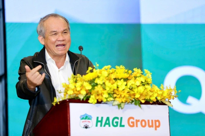 Cổ phiếu Hoàng Anh Gia Lai xuống thấp nhất 3 tháng, Bầu Đức đăng ký mua thêm 5 triệu cổ phiếu Cổ phiếu Hoàng Anh Gia Lai xuống thấp nhất 3 tháng, Bầu Đức đăng ký mua thêm 5 triệu cổ phiếu