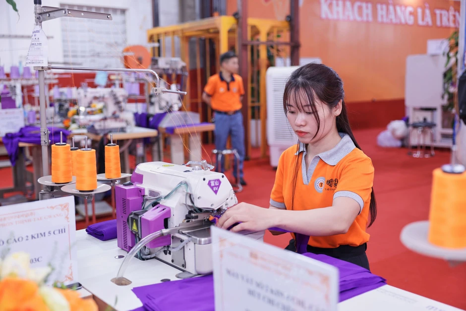 Công nghệ may mặc thông minh: Chìa khóa tăng năng suất cho ngành dệt may Việt Nam Công nghệ may mặc thông minh: Chìa khóa tăng năng suất cho ngành dệt may Việt Nam