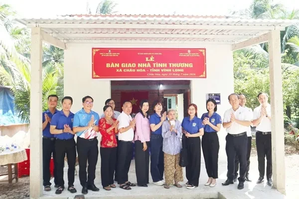 Công ty XSKT Thành phố Hồ Chí Minh & Công ty XSKT Bến Tre phối hợp tổ chức kỷ Niệm ngày Thương binh - Liệt sĩ 27/7 Công ty XSKT Thành phố Hồ Chí Minh & Công ty XSKT Bến Tre phối hợp tổ chức kỷ Niệm ngày Thương binh - Liệt sĩ 27/7