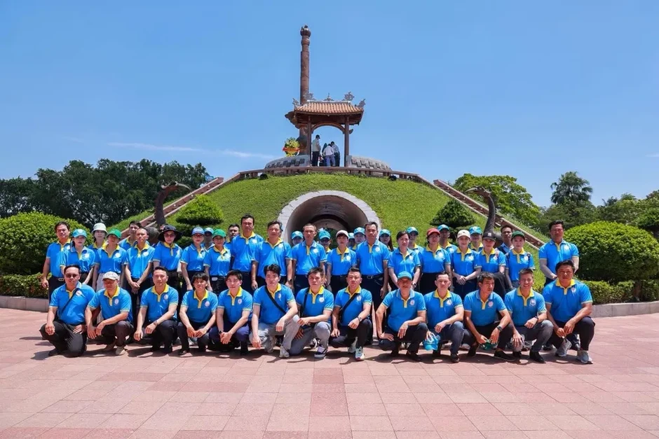 Công ty Yến Sào Khánh Hòa tổ chức hành trình về nguồn tri ân các Anh hùng Liệt sĩ