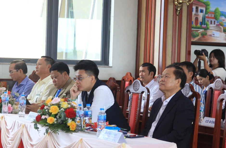 Cột mốc quan trọng tại Đại hội đồng của Tập đoàn Đức Long Gia Lai Cột mốc quan trọng tại Đại hội đồng của Tập đoàn Đức Long Gia Lai