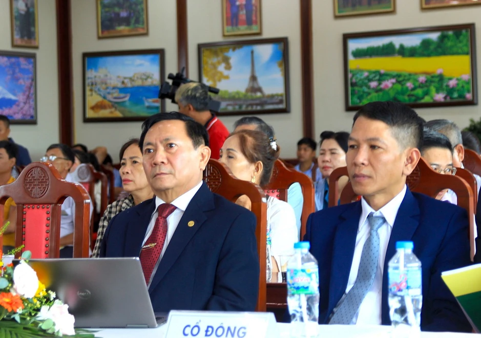Cột mốc quan trọng tại Đại hội đồng của Tập đoàn Đức Long Gia Lai Cột mốc quan trọng tại Đại hội đồng của Tập đoàn Đức Long Gia Lai