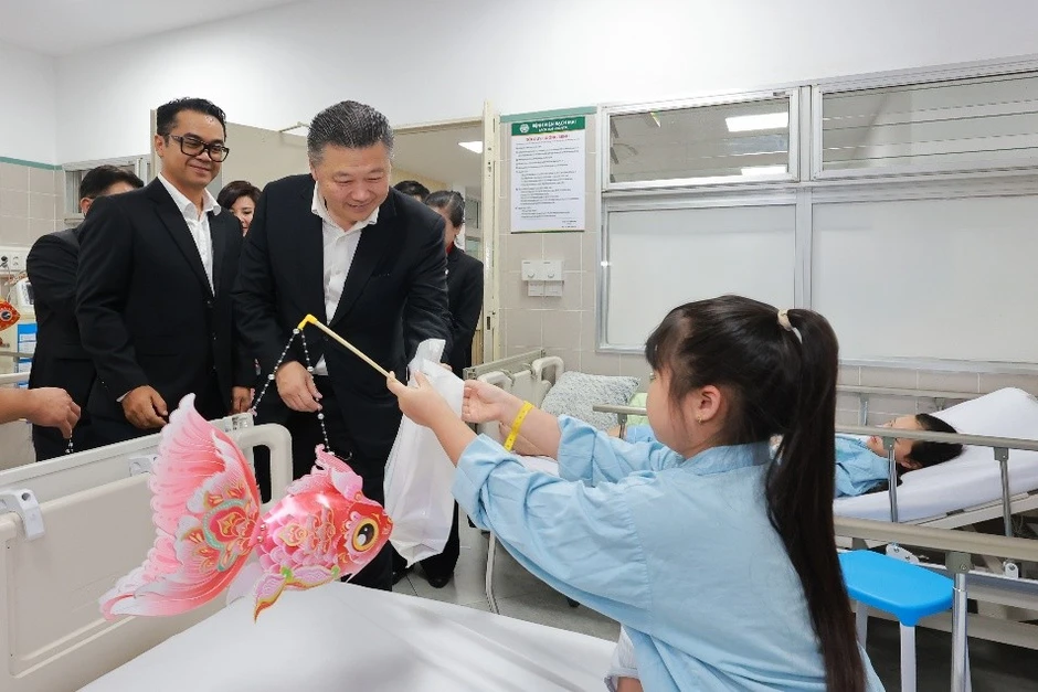 C.P. Việt Nam và Bệnh viện Bạch Mai hợp tác dài hạn vì người bệnh và cộng đồng