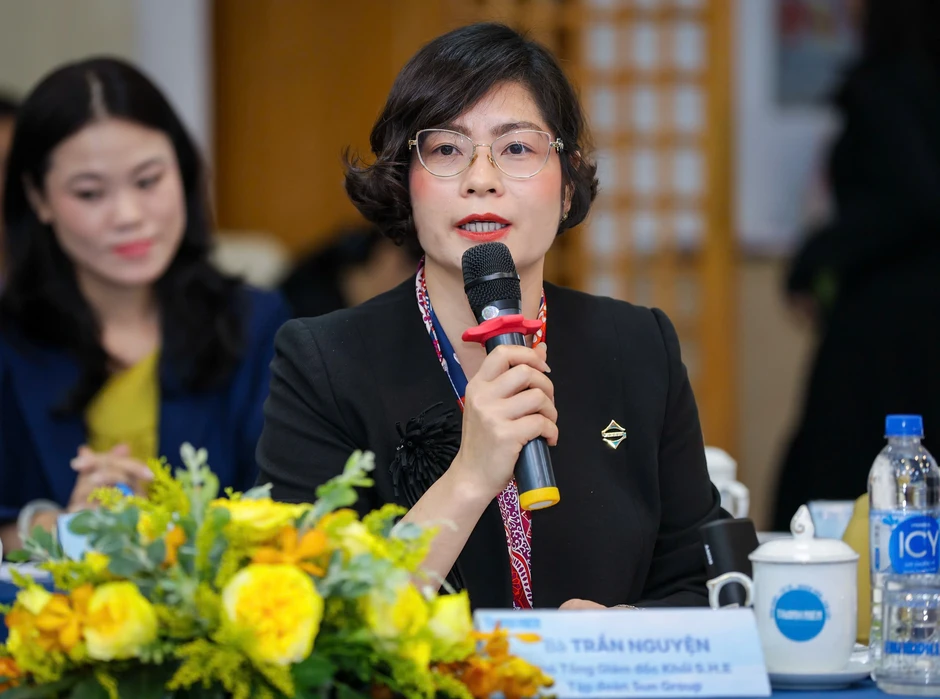 'Cú sốc kép' với du lịch, hàng không và các công trình hạ tầng APEC 2027 'Cú sốc kép' với du lịch, hàng không và các công trình hạ tầng APEC 2027