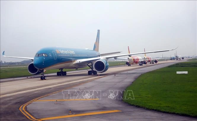 Cục Hàng không đề xuất loạt chính sách thuế, phí và giá vé máy bay khi giá nhiên liệu tăng Cục Hàng không đề xuất loạt chính sách thuế, phí và giá vé máy bay khi giá nhiên liệu tăng