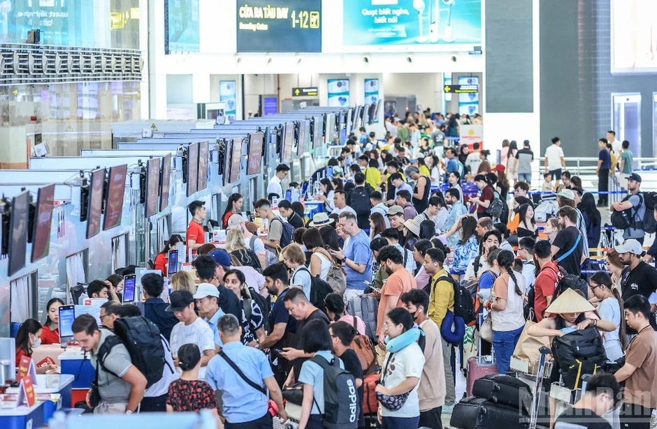 Cục Hàng không Việt Nam cải cách hành chính: Lấy phục vụ nhân dân là mục tiêu tối thượng Cục Hàng không Việt Nam cải cách hành chính: Lấy phục vụ nhân dân là mục tiêu tối thượng