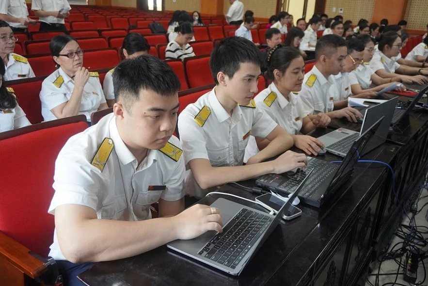 Cục Thuế tổ chức livestream, hỗ trợ trực tuyến quyết toán thuế năm 2025 Cục Thuế tổ chức livestream, hỗ trợ trực tuyến quyết toán thuế năm 2025