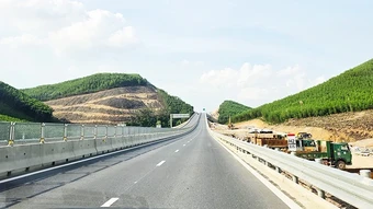 Củng cố niềm tin vào triển vọng kinh tế Việt Nam