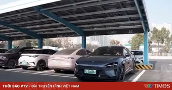 Cuộc đua xe điện toàn cầu: Ai sẽ làm chủ công nghệ pin?