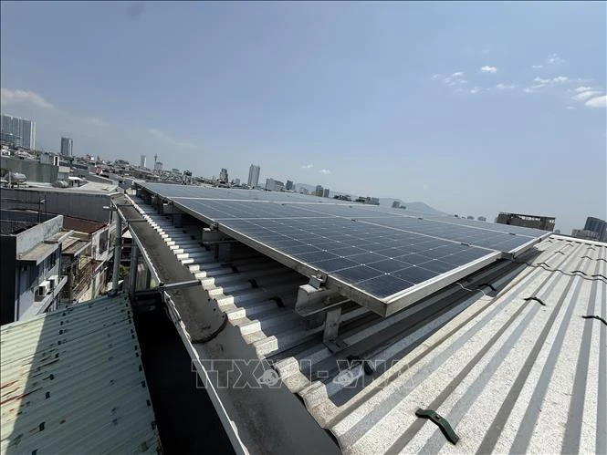 Đà Nẵng tăng tốc chuyển dịch năng lượng xanh từ nhà dân đến nhà xưởng