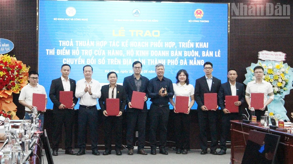Đà Nẵng: Triển khai hỗ trợ hộ kinh doanh chuyển đổi số Đà Nẵng: Triển khai hỗ trợ hộ kinh doanh chuyển đổi số