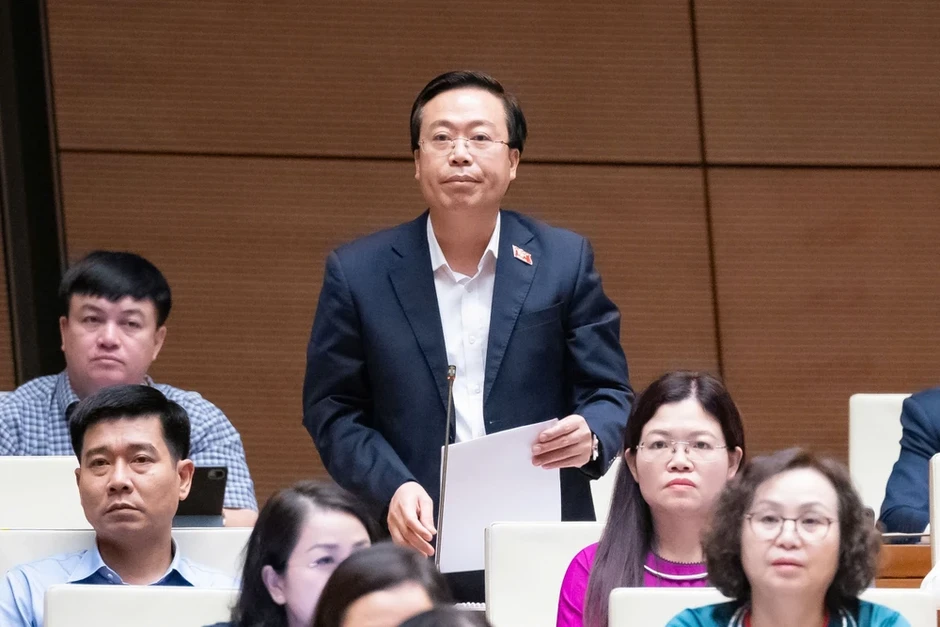 Đại biểu đề nghị làm rõ giải pháp hạ nhiệt giá bất động sản đang leo thang bất hợp lý Đại biểu đề nghị làm rõ giải pháp hạ nhiệt giá bất động sản đang leo thang bất hợp lý